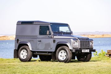 Land Rover Defender 90 XS, 2015