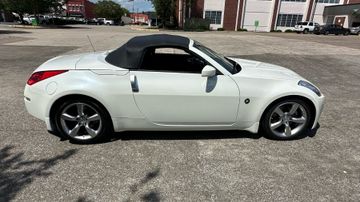 Nissan 350Z Convertible, 2007