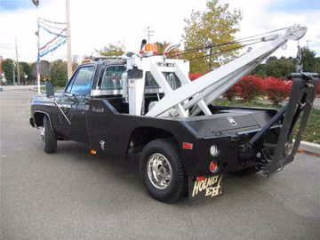 GMC HOLMES 1-TON WRECKER TRUCK, 1974