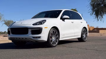 Porsche Cayenne GTS, 2016