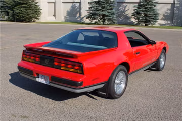 PONTIAC FIREBIRD FORMULA 350 HATCHBACK, 1988