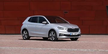 Skoda Fabia 1.0 TSI (Mk IV 110 PS) specs