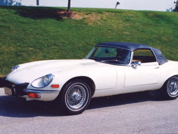 Jaguar E-Type Series 3 V-12 Roadster, 1974