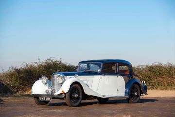 بنتلي 4¼-Litre Sports Saloon، 1936
