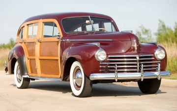 Chrysler Town & Country Barrel-Back Station Wagon, 1941
