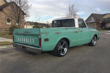 CHEVROLET C-10 CUSTOM PICKUP, 1972