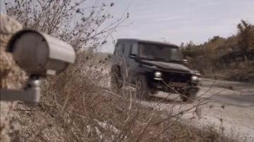 Brabus G V12 S Biturbo [W463] in The Throwaways (2015)