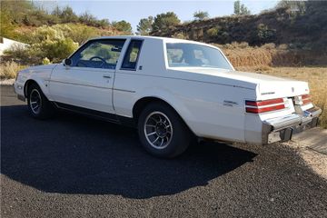 BUICK REGAL LIMITED, 1987