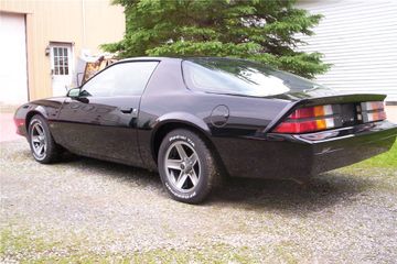CHEVROLET CAMARO, 1984
