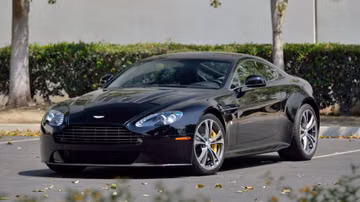 Aston Martin V12 Vantage, 2012
