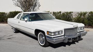 Cadillac Coupe DeVille, 1975