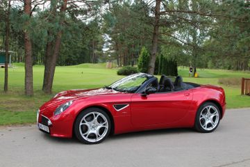 Alfa Romeo 8C Spider, 2010