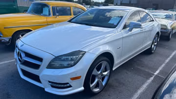 Mercedes-Benz CLS550 Sedan, 2012