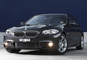 BMW 528i Touring (F11 245 PS) specs