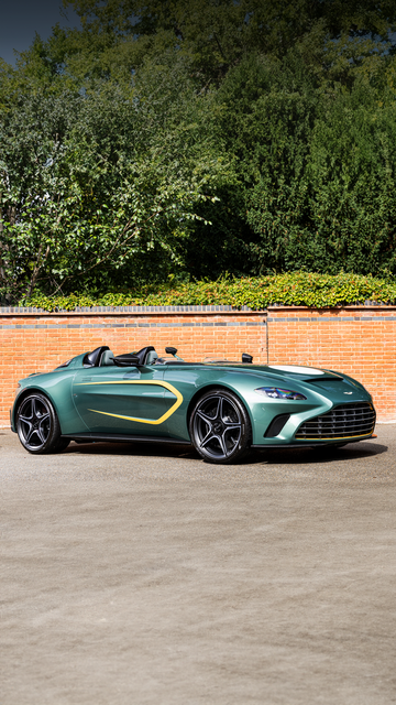 Aston Martin V12 Speedster, 2021