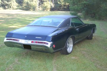 BUICK RIVIERA CUSTOM COUPE, 1969
