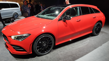 Mercedes-Benz CLA 180 d Shooting Brake 2.0 (X118) specs