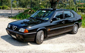 Alfa Romeo 33 16V (137 PS) specs