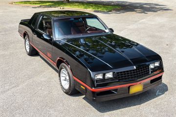Chevrolet Monte Carlo Sedan, 1987