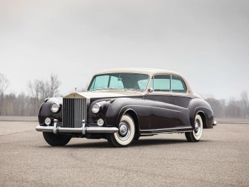 Rolls-Royce Phantom V Saloon Coupe by James Young, 1962