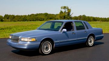 Lincoln Town Car, 1995