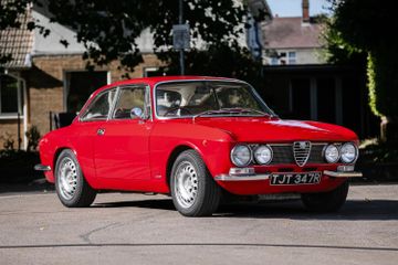 Alfa Romeo 2000 GT Veloce (105.22), 1975