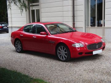 Maserati Quattroporte, 2005