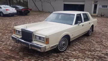 Lincoln Town Car, 1989