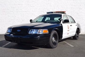 Ford Crown Victoria, 1999