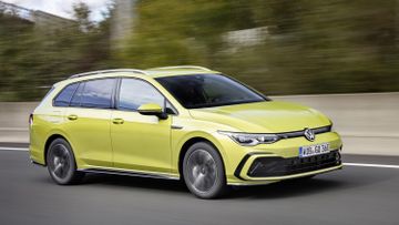 VW Golf Variant 2.0 TDI (Mk VIII 115 PS) specs