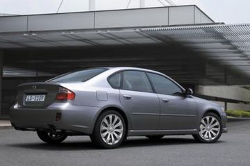 Subaru Legacy 2.0D specs