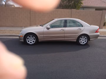 Mercedes-Benz C240 Sedan, 2005