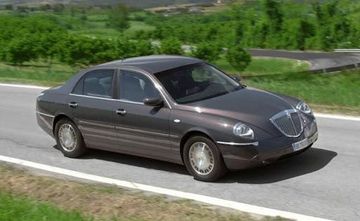 Lancia Thesis 2.4 JTD 10V specs