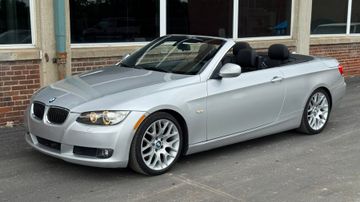 BMW 328i Convertible, 2010