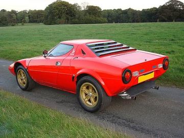 Lancia Stratos HF specs