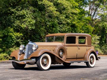 Chrysler CL Imperial Close-Coupled Sedan, 1933