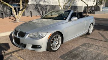 BMW 335i Convertible, 2011