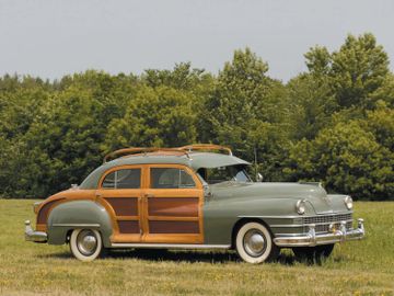 Chrysler Town and Country Sedan, 1948