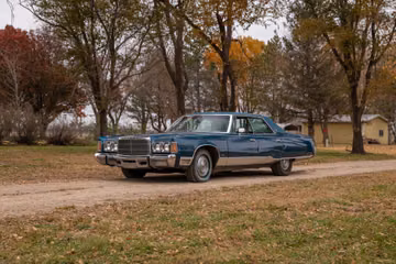 Chrysler New Yorker Brougham Sedan, 1975