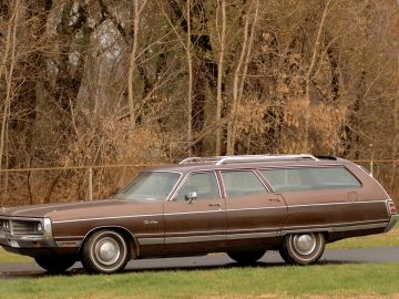 Chrysler Town & Country Nine-Passenger Wagon, 1972