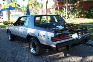 BUICK GRAND NATIONAL 2 DOOR COUPE, 1985
