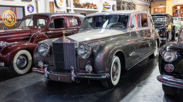 Rolls-Royce Phantom V Sedan, 1959
