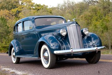 Packard 136, 1937