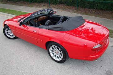 JAGUAR XKR CONVERTIBLE, 2000