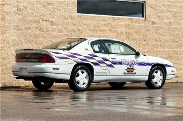 CHEVROLET MONTE CARLO 2 DOOR HARDTOP, 1995