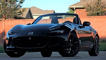 Mazda Miata Convertible, 2016