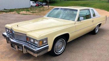 Cadillac Coupe DeVille, 1977
