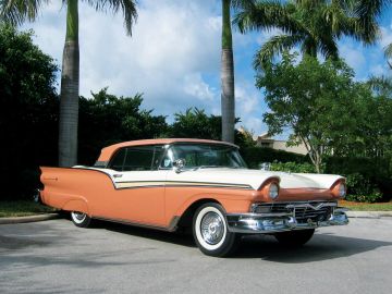 Ford Fairlane 500 Skyliner Retractable Hardtop, 1957