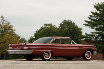 بونتياك كاتالينا كوبيه رياضية ببابين، 1960