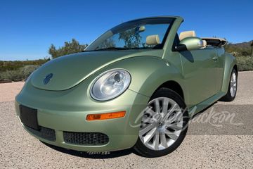 VOLKSWAGEN BEETLE CONVERTIBLE, 2008